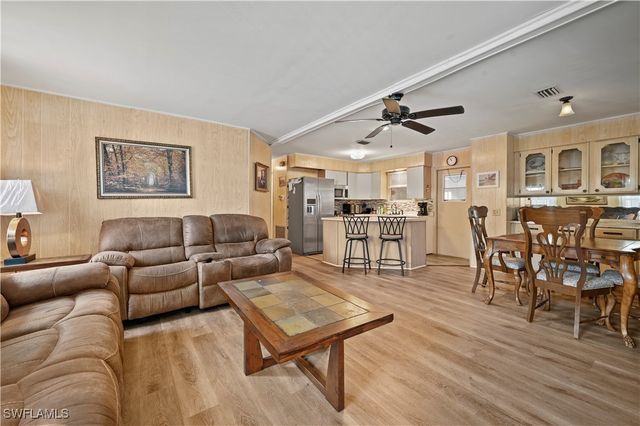 653 Future DR, North Fort Myers, FL 33917