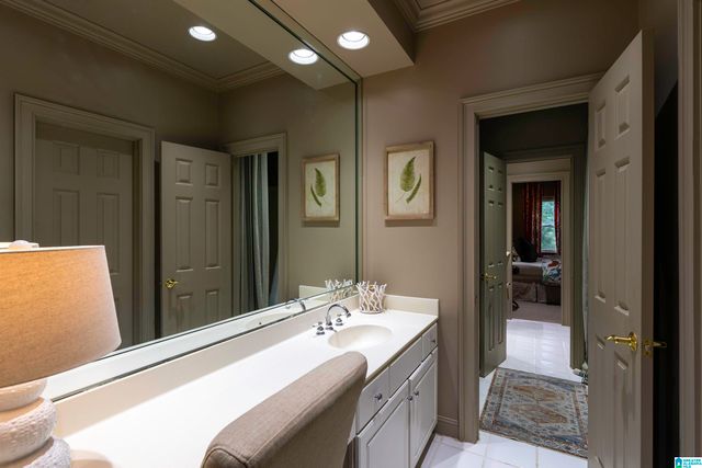 2209 STERLINGWOOD DRIVE, Birmingham, AL 35216