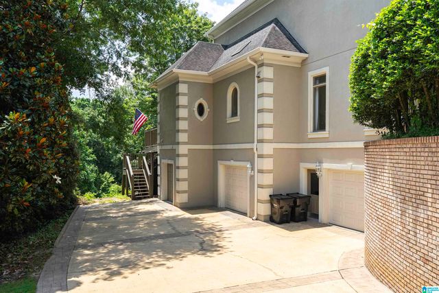 2209 STERLINGWOOD DRIVE, Birmingham, AL 35216