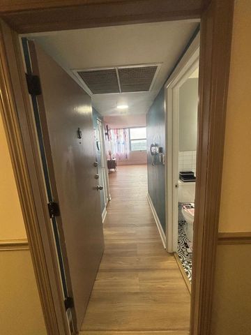 7234 W North Avenue 1005, Elmwood Park, IL 60707