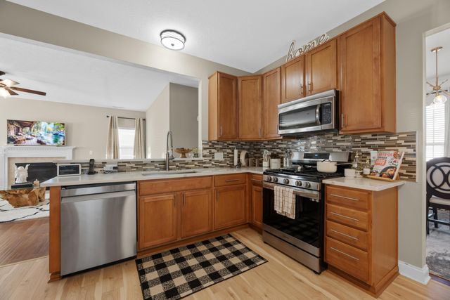 6777 Bigerton Bend, Canal Winchester, OH 43110