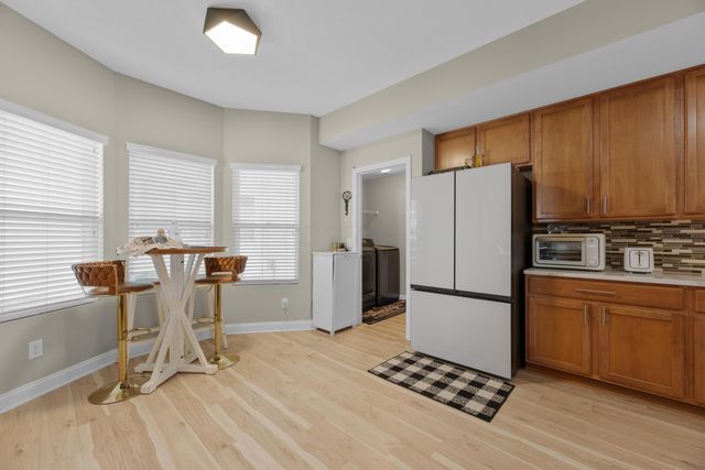 6777 Bigerton Bend, Canal Winchester, OH 43110