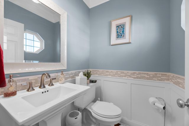 6777 Bigerton Bend, Canal Winchester, OH 43110