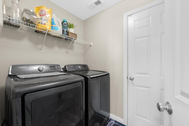 6777 Bigerton Bend, Canal Winchester, OH 43110