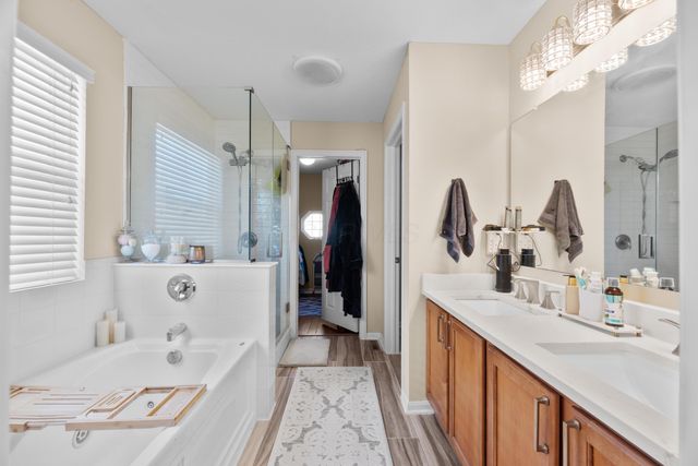 6777 Bigerton Bend, Canal Winchester, OH 43110