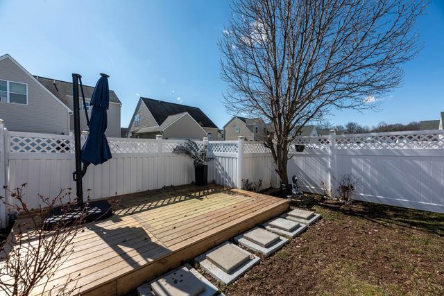 6777 Bigerton Bend, Canal Winchester, OH 43110