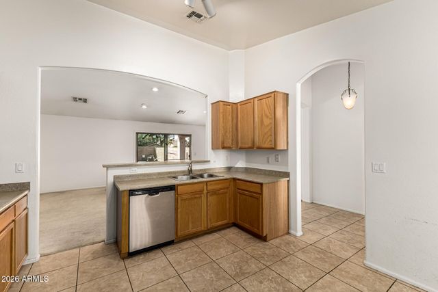 43343 W CHISHOLM Drive, Maricopa, AZ 85138