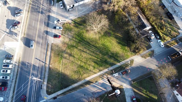 2018 24th Ave, N, Nashville, TN 37208