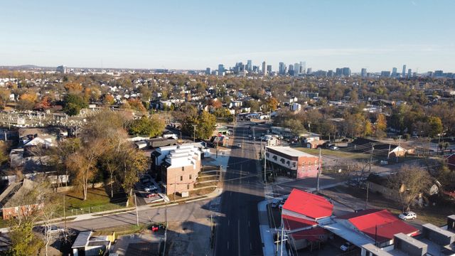 2018 24th Ave, N, Nashville, TN 37208