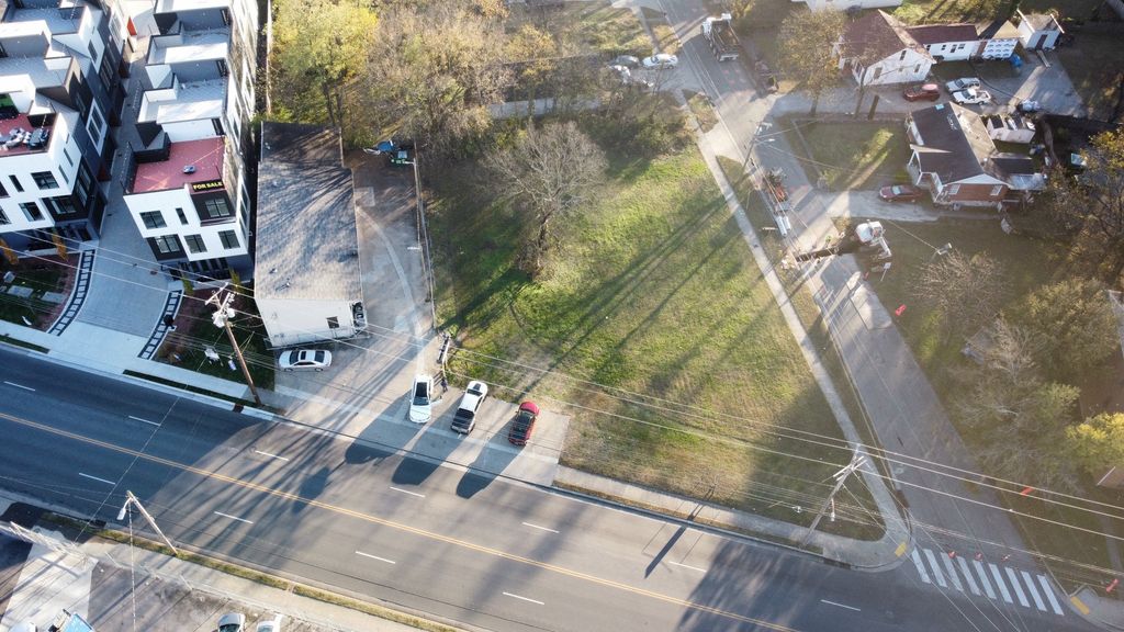 2018 24th Ave, N, Nashville, TN 37208