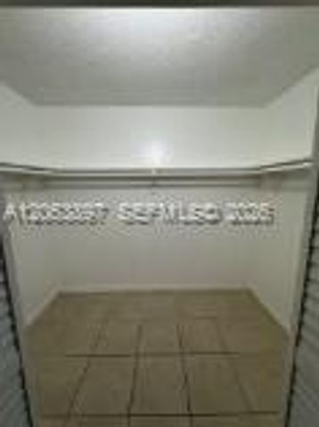 8461 Springtree Dr 107A, Sunrise, FL 33351