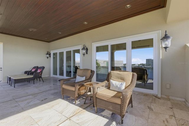 2484 BAYWOOD DRIVE W, Dunedin, FL 34698