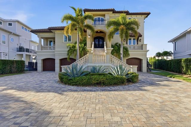 2484 BAYWOOD DRIVE W, Dunedin, FL 34698