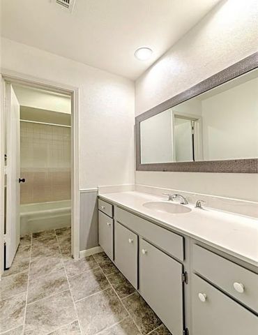 2601 Country Place, Carrollton, TX 75006