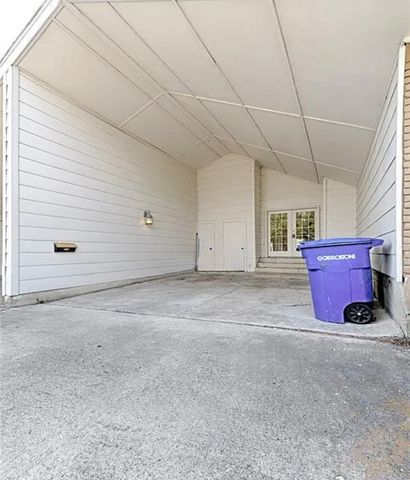 2601 Country Place, Carrollton, TX 75006