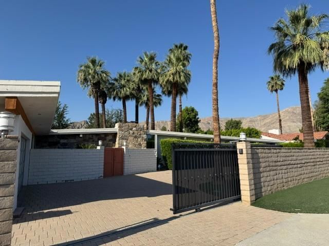 71279 Country Club Drive, Rancho Mirage, CA 92270