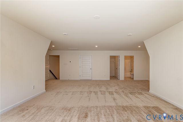 18365 Palisades Ct, Moseley, VA 23120