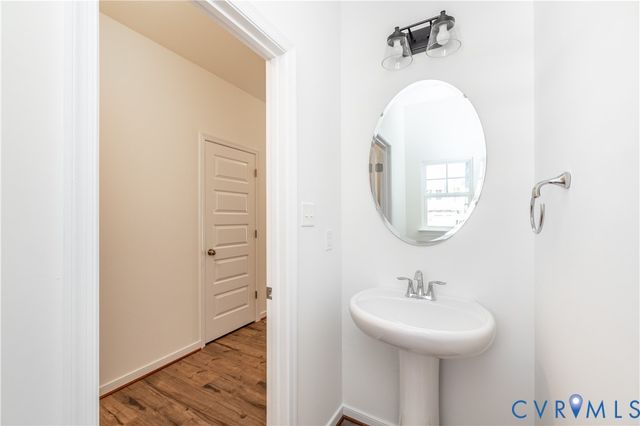 18365 Palisades Ct, Moseley, VA 23120