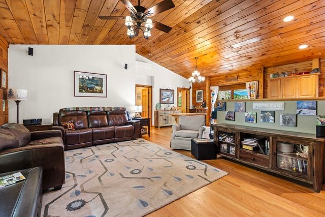 3210 Millers Ln, Dighton, MA 02715