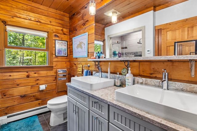 3210 Millers Ln, Dighton, MA 02715
