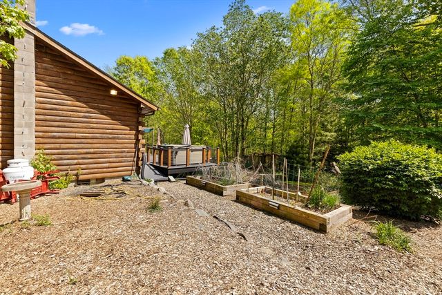3210 Millers Ln, Dighton, MA 02715