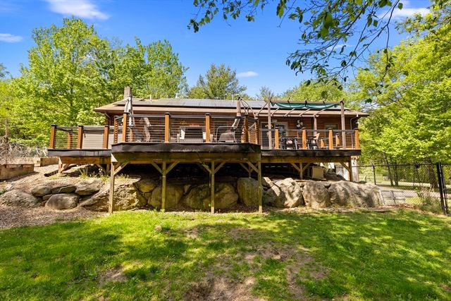 3210 Millers Ln, Dighton, MA 02715