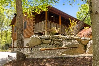 3210 Millers Ln, Dighton, MA 02715
