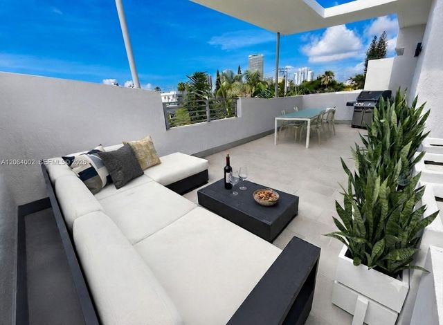 928 Pennsylvania Avenue 1, Miami Beach, FL 33139