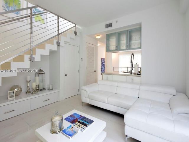 928 Pennsylvania Avenue 1, Miami Beach, FL 33139