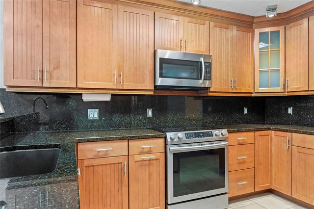 1878 VIKING AVENUE, Deltona, FL 32725