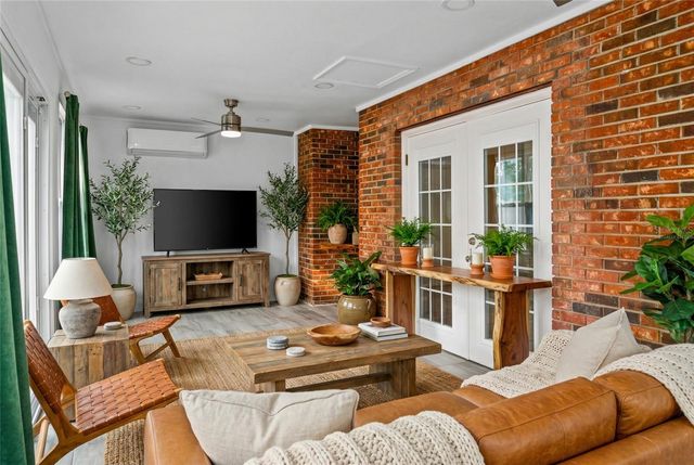 1878 VIKING AVENUE, Deltona, FL 32725