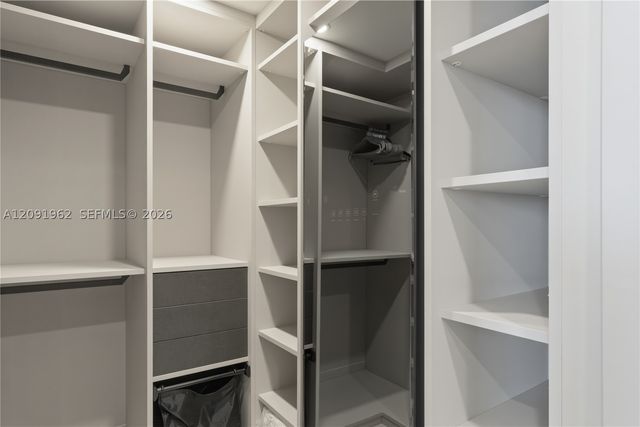 17875 Collins Ave 3906, Sunny Isles Beach, FL 33160