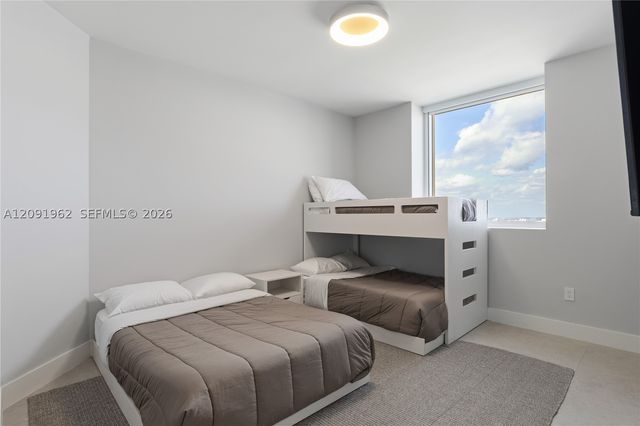 17875 Collins Ave 3906, Sunny Isles Beach, FL 33160