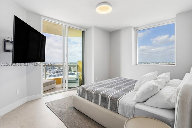 17875 Collins Ave 3906, Sunny Isles Beach, FL 33160