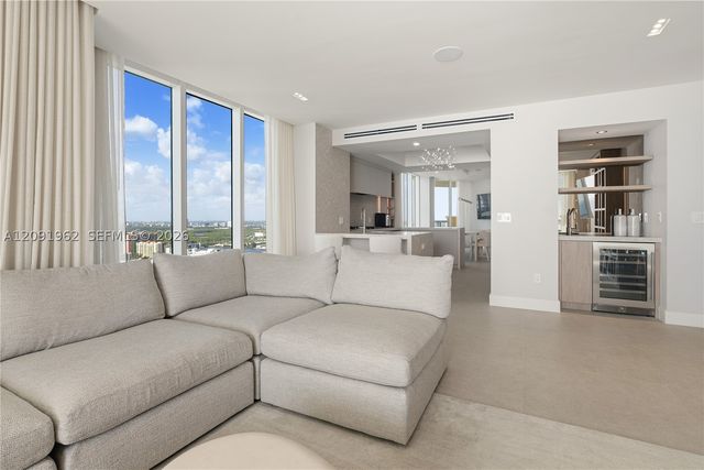 17875 Collins Ave 3906, Sunny Isles Beach, FL 33160