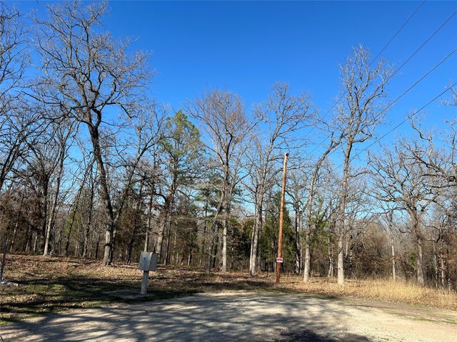 5260 Hickock Circle, Log Cabin, TX 75148