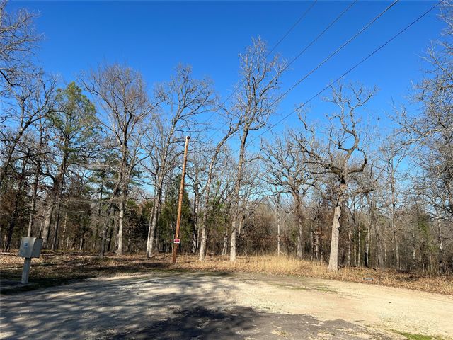 5260 Hickock Circle, Log Cabin, TX 75148