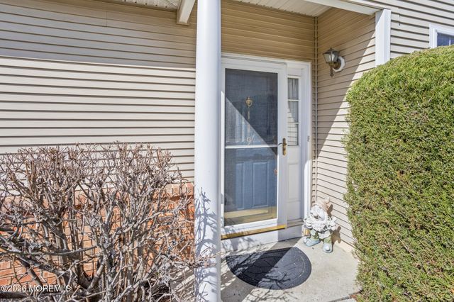 119 Burholme Drive, Hamilton, NJ 08691