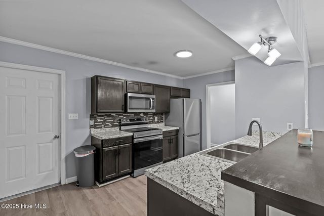 139 Charlton Road, Hubert, NC 28539