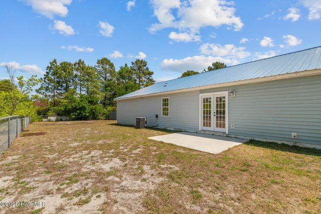 139 Charlton Road, Hubert, NC 28539