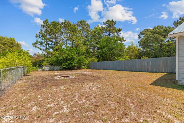 139 Charlton Road, Hubert, NC 28539