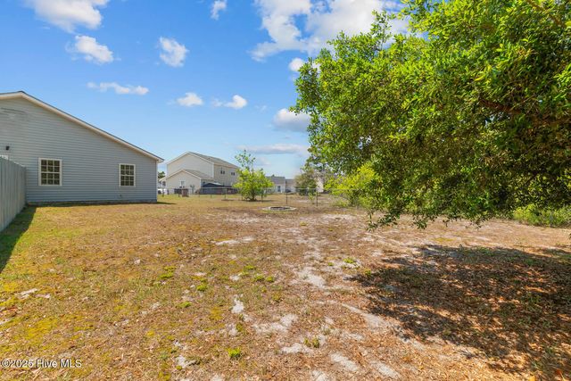 139 Charlton Road, Hubert, NC 28539