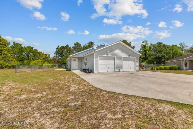 139 Charlton Road, Hubert, NC 28539