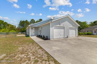 139 Charlton Road, Hubert, NC 28539