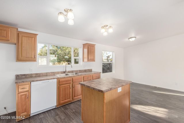 1000 W Garnette Street, Tucson, AZ 85705