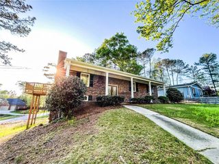 1300 N Coleman Road, Roswell, GA 30075