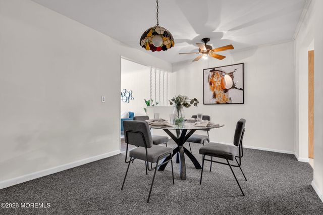 9 Green Ridge Drive, Toms River, NJ 08757
