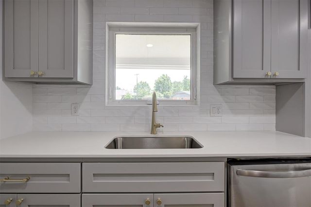 719 Normandie Drive, Norman, OK 73072
