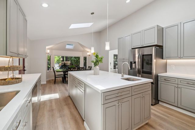 200 Shady Lane, Boulder Creek, CA 95006