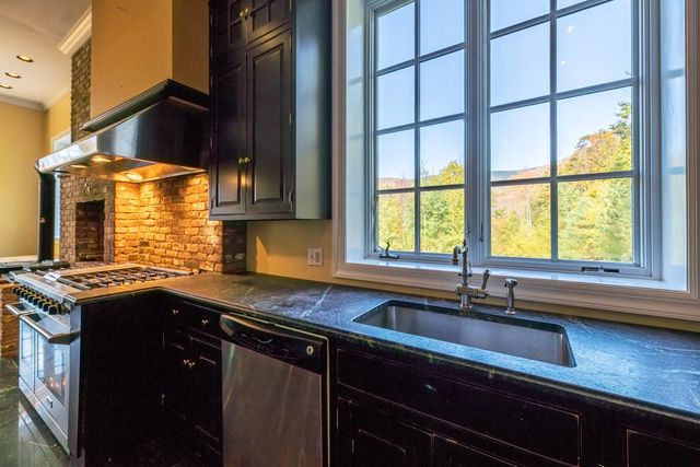 50 Grouse Lane, Dorset, VT 05251